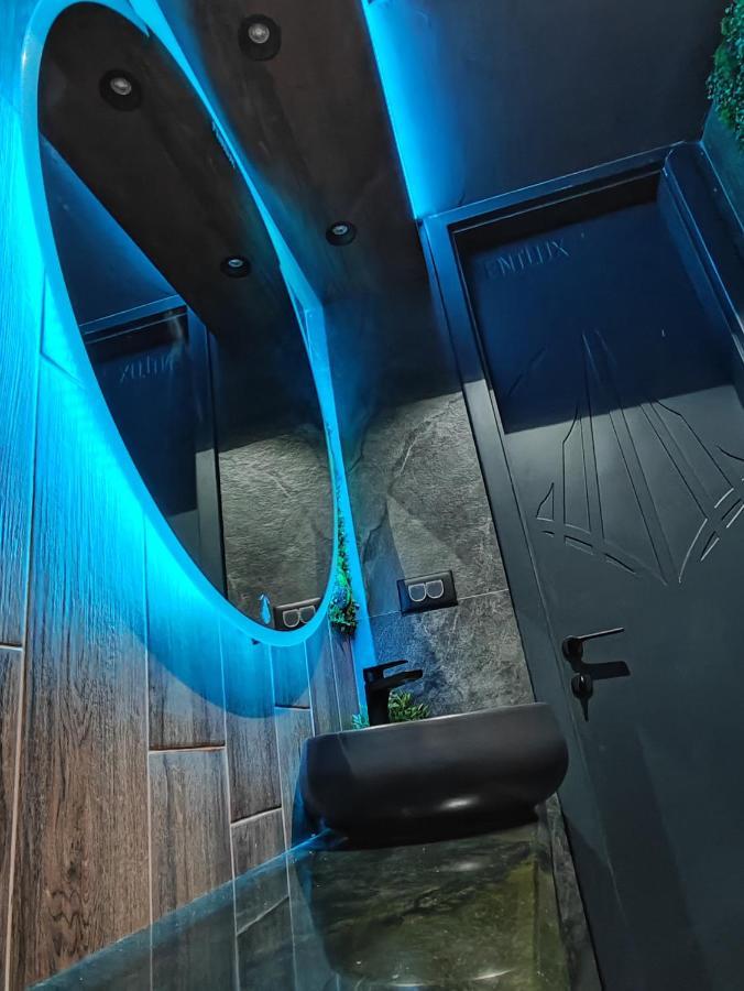 Pentlux - Spa Penthouse In The Heart Of Skopje Exteriör bild